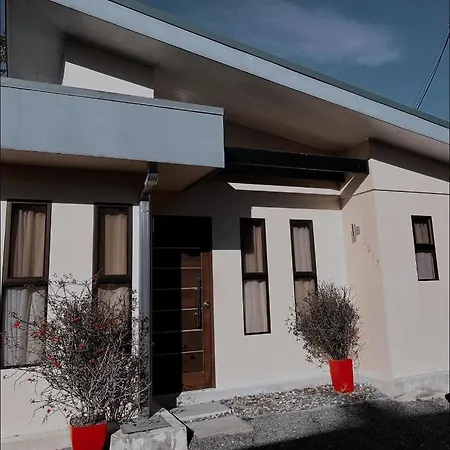 Honey House 2017 Villa